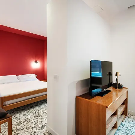 Ng Apartment