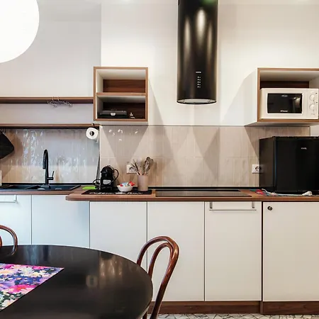 Apartment Ng Como